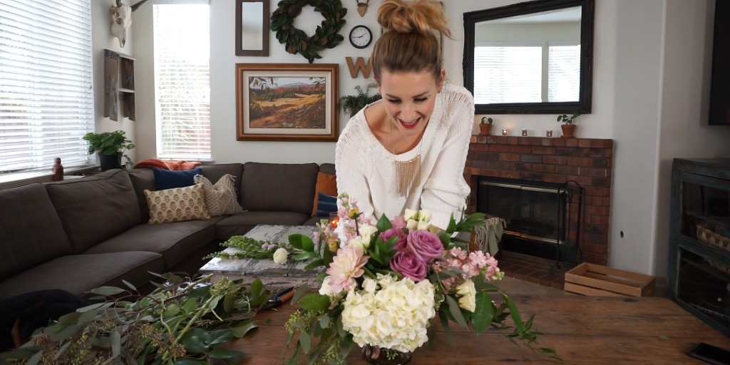 How to DIY a Floral Arrangement for Your Wedding