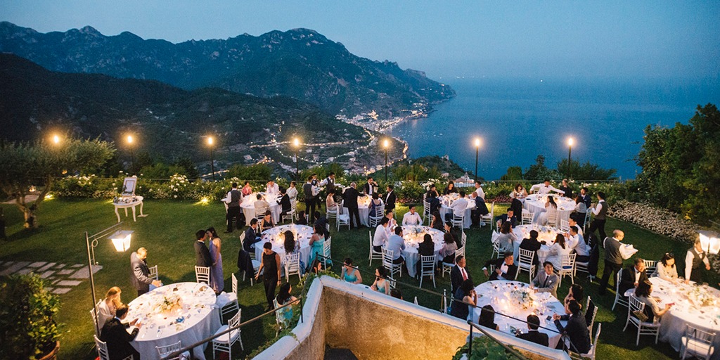 How To Have A Glamorous Italian Coast Wedding