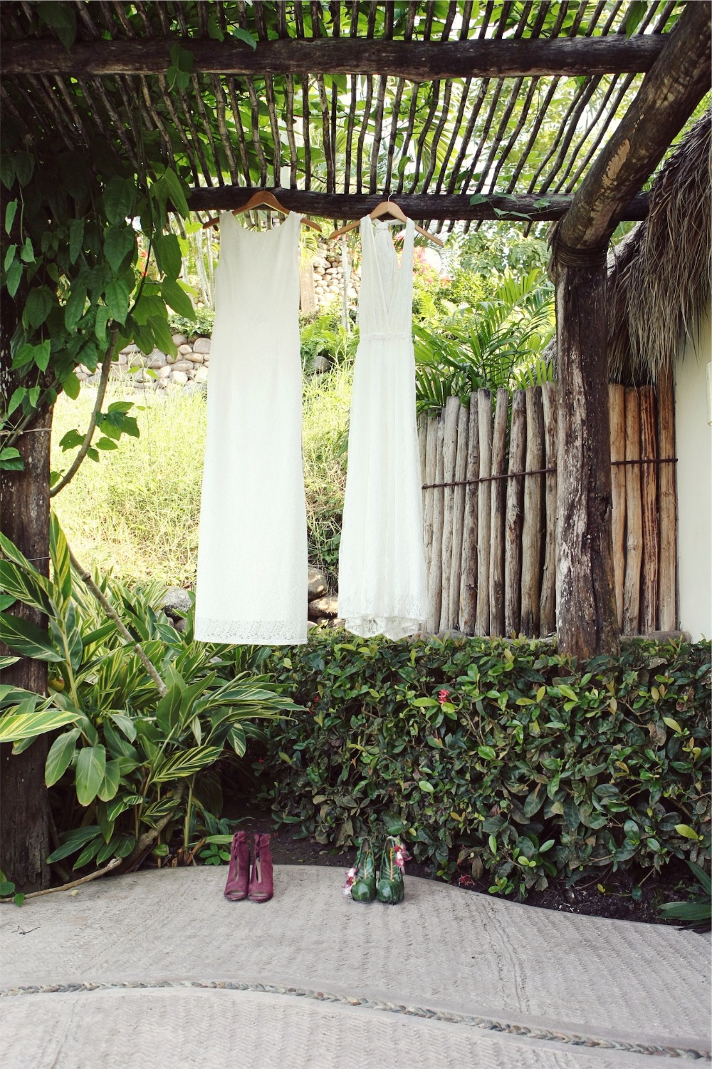 how-to-have-a-trendy-emerald-and-pink