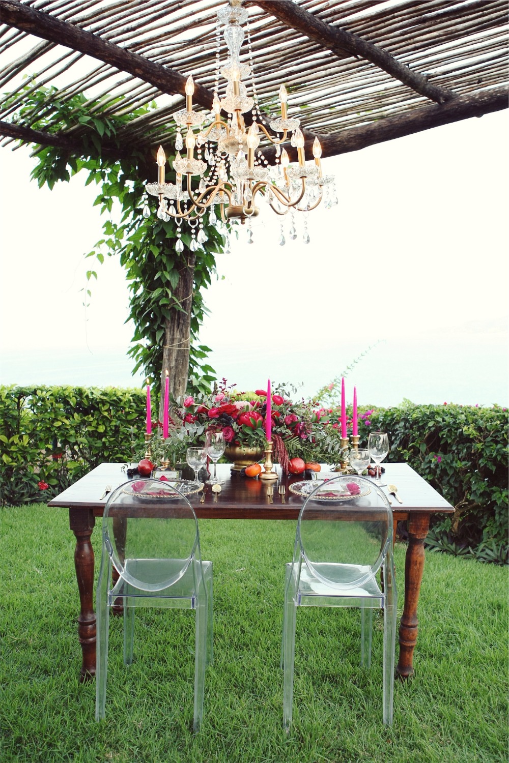 how-to-have-a-trendy-emerald-and-pink