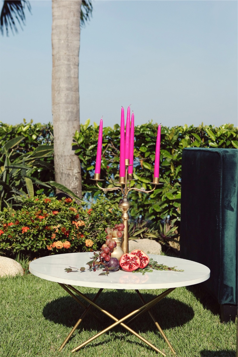 how-to-have-a-trendy-emerald-and-pink