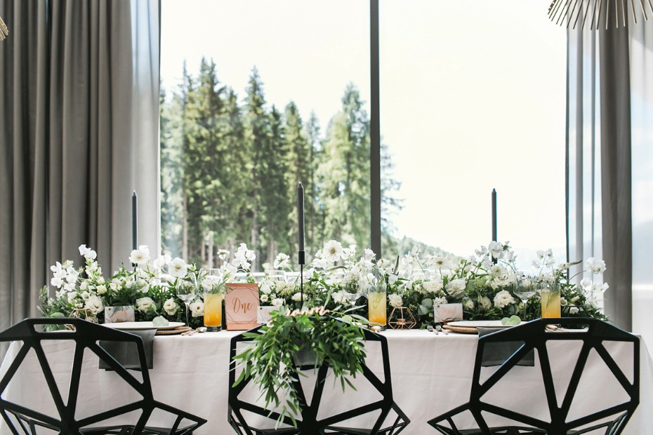 modern chic wedding decor table idea
