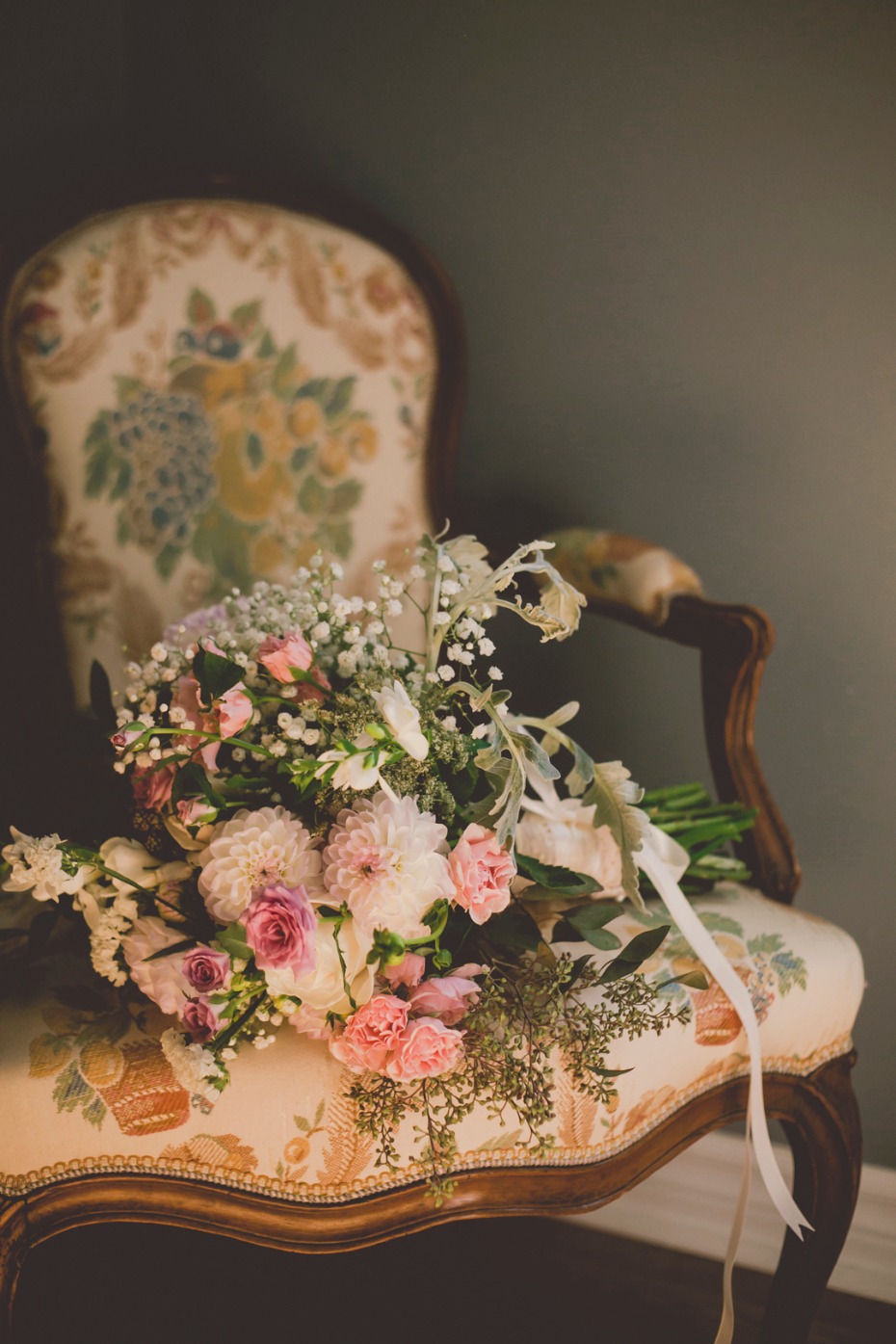 vintage style and elegant wedding bouquet