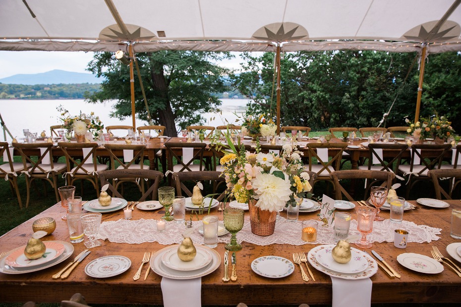 grandma glam wedding table decor for your late summer reception