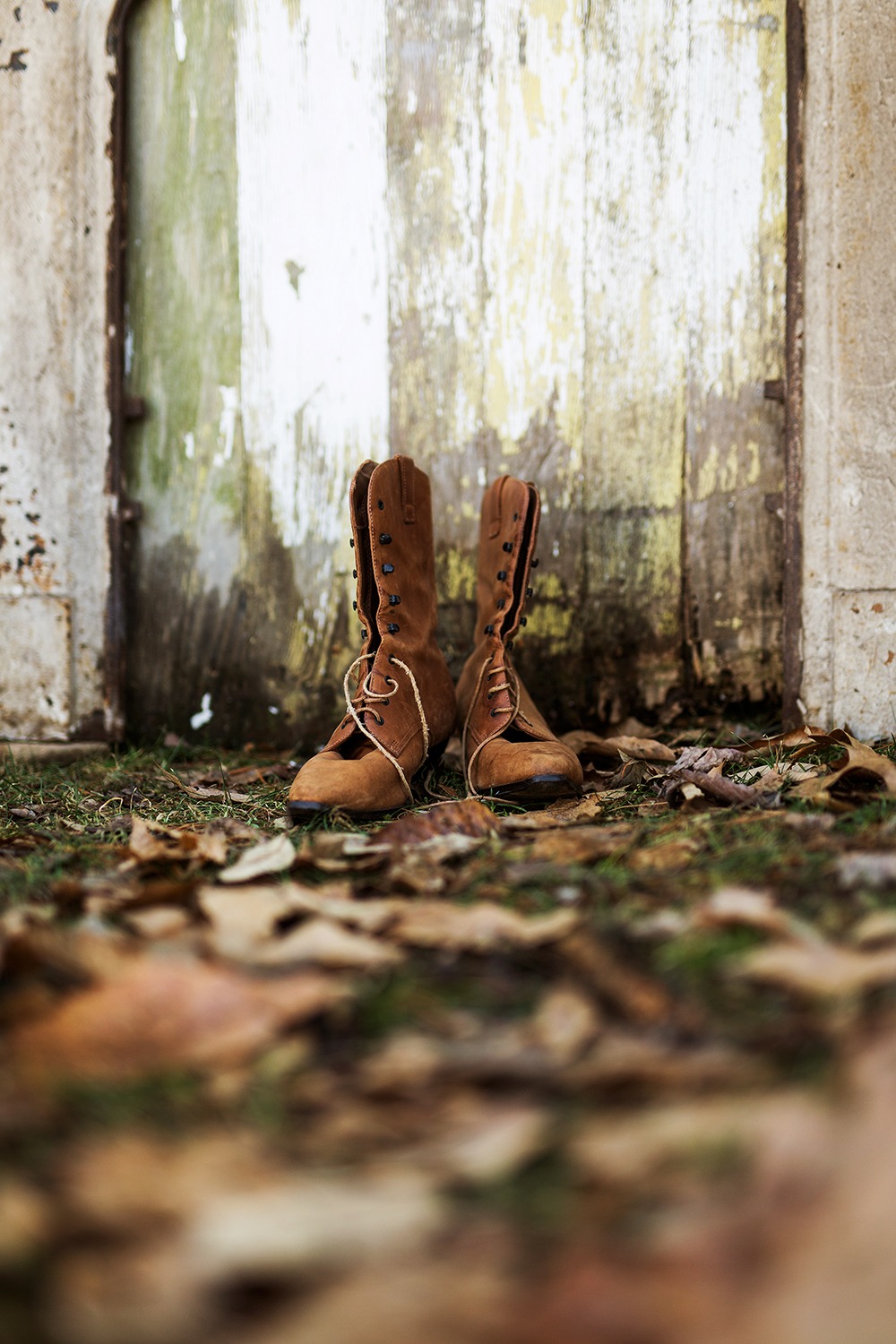 mismatched-and-salvaged-glamorous