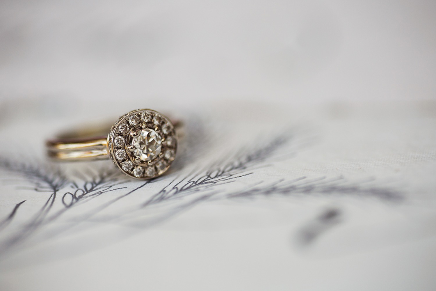 mismatched-and-salvaged-glamorous