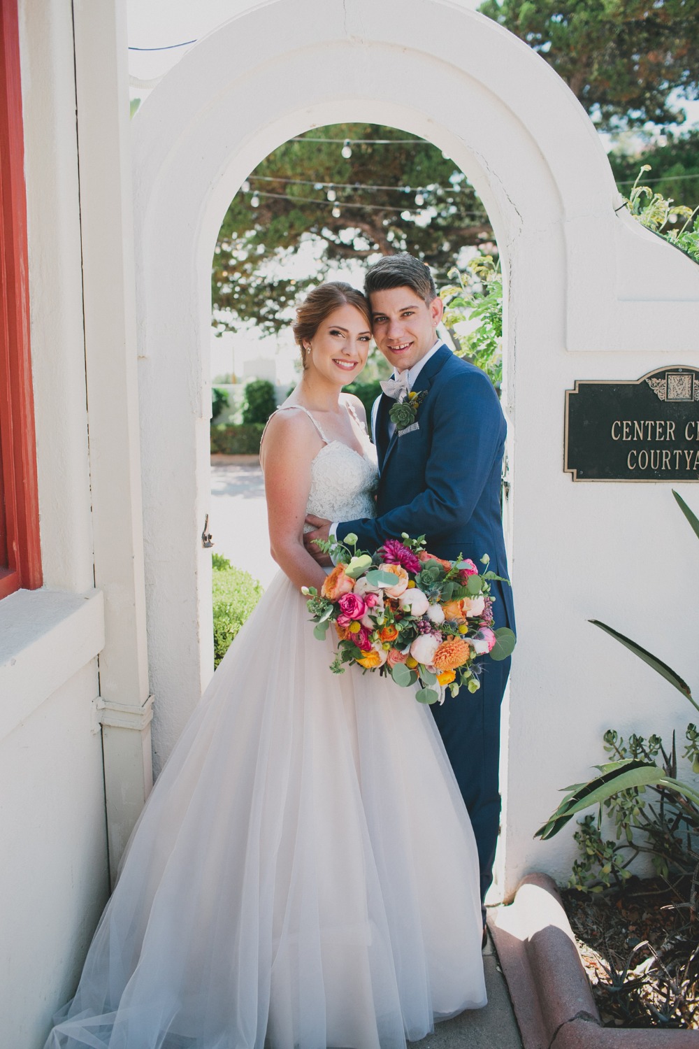 modern-garden-chic-summer-wedding-at