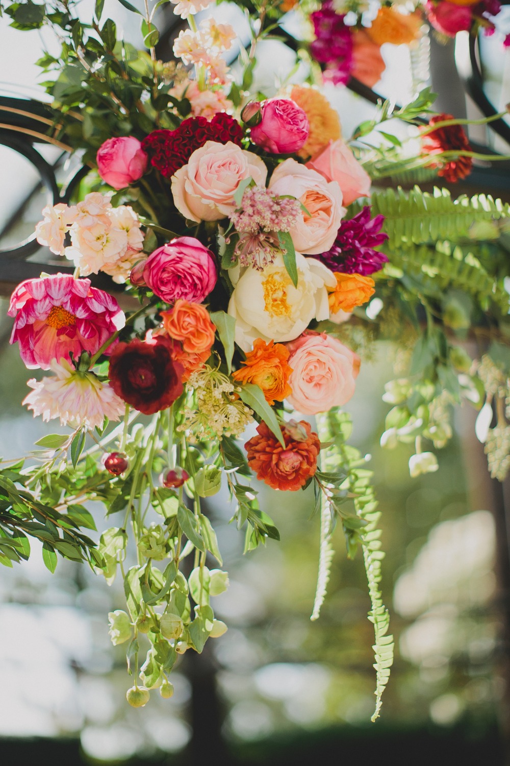 modern-garden-chic-summer-wedding-at