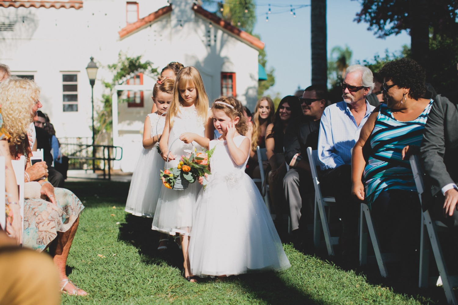 modern-garden-chic-summer-wedding-at