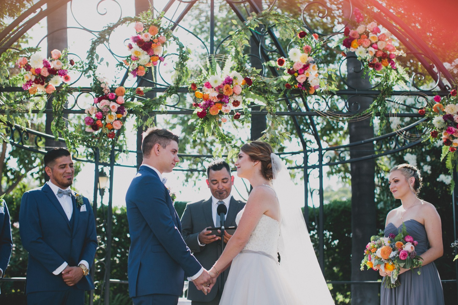 modern-garden-chic-summer-wedding-at