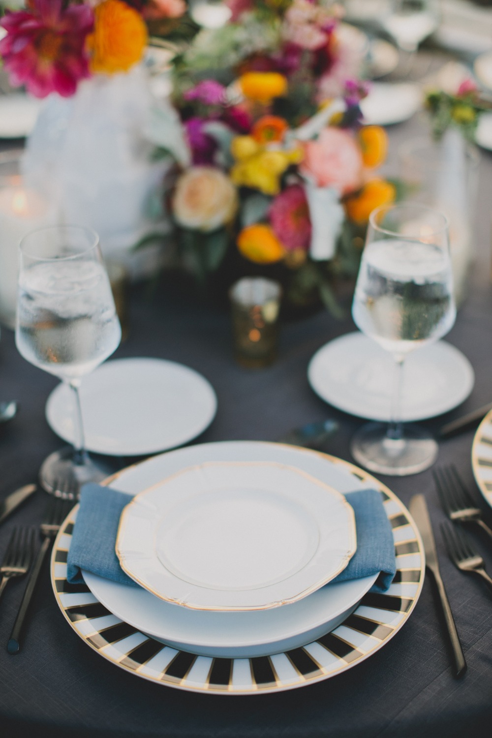 modern-garden-chic-summer-wedding-at