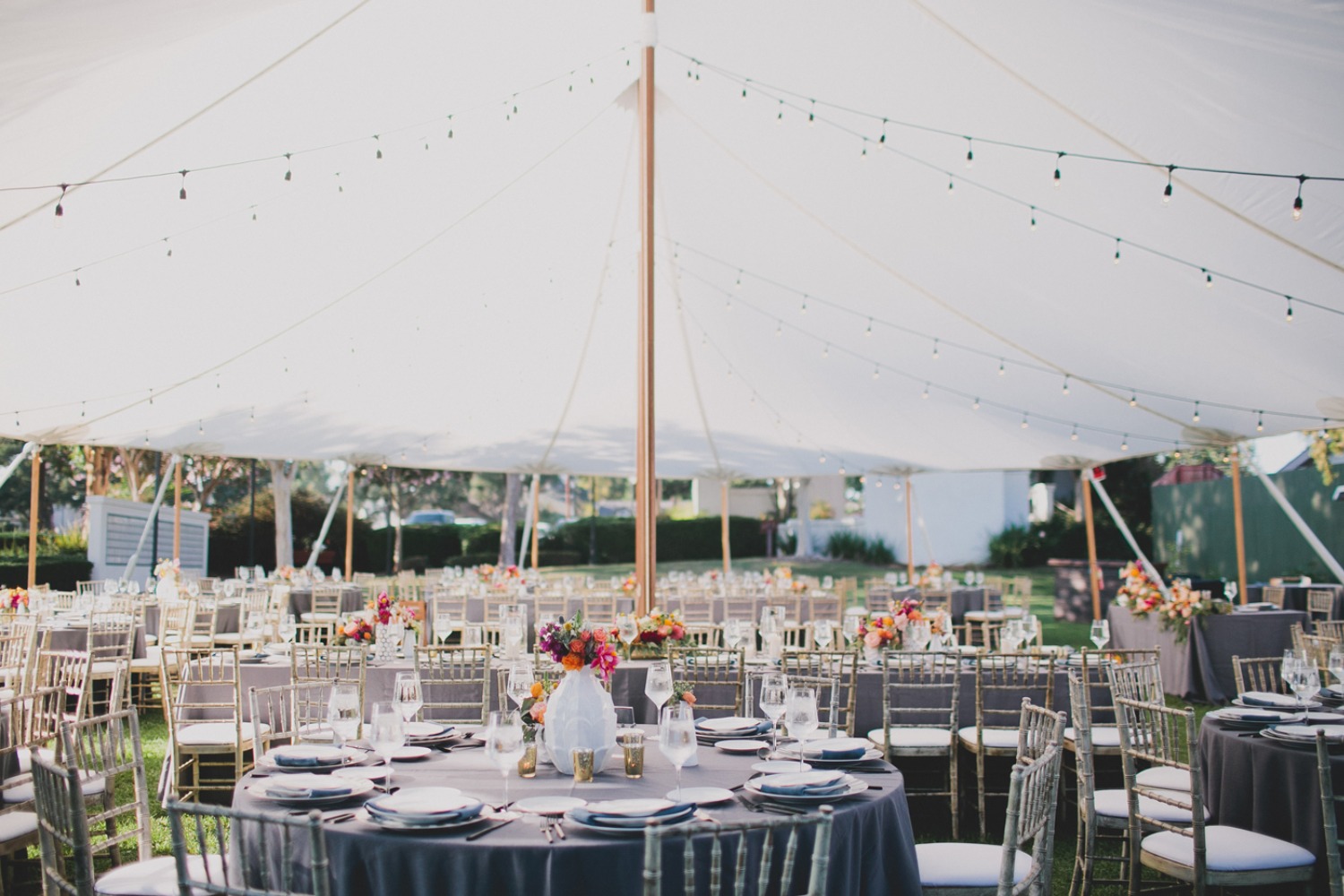 modern-garden-chic-summer-wedding-at