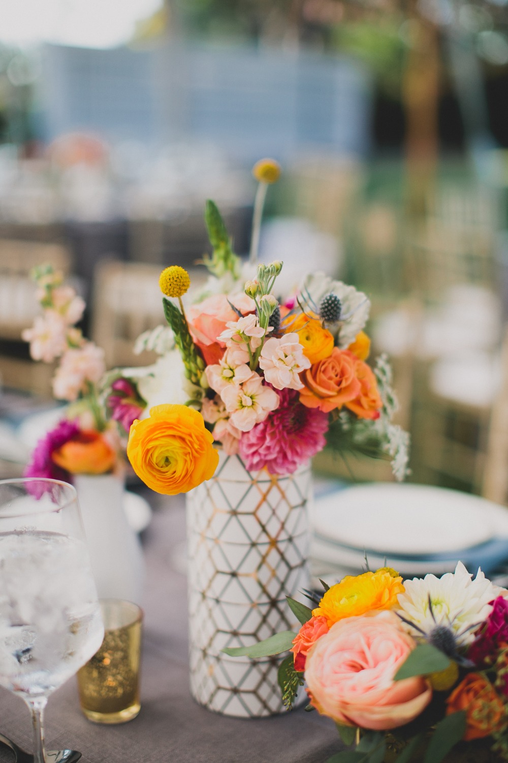 modern-garden-chic-summer-wedding-at