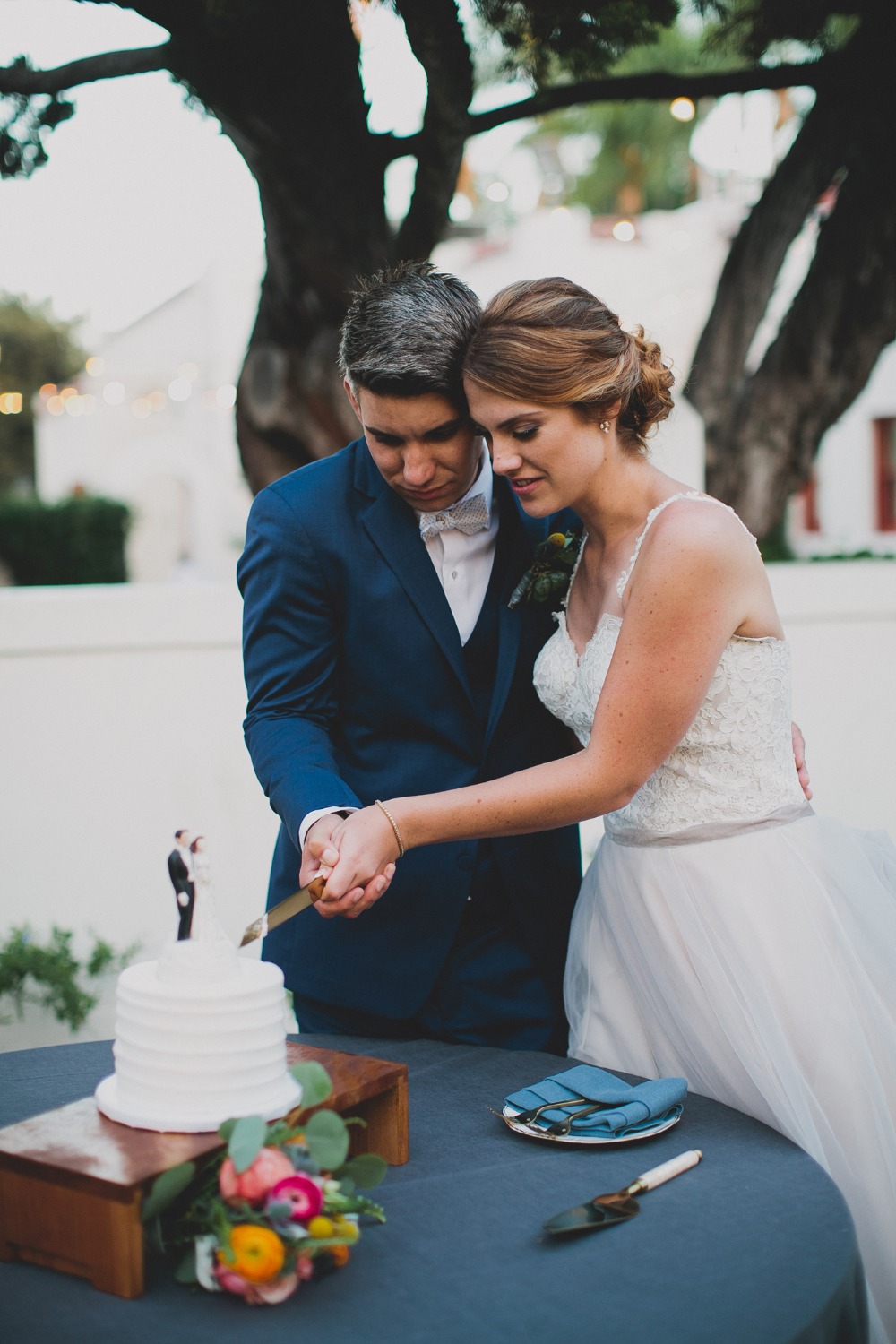 modern-garden-chic-summer-wedding-at