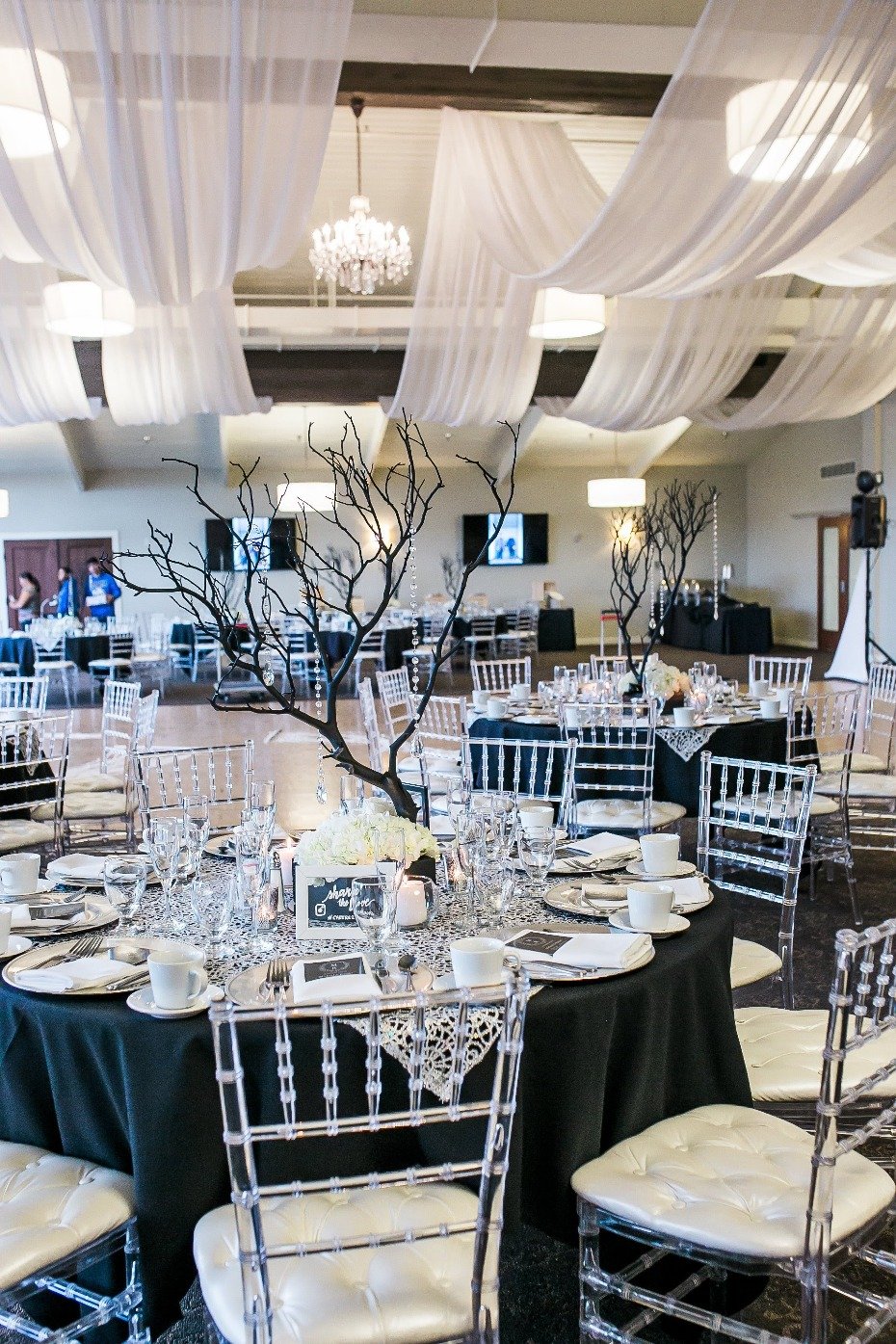 Glam black and white reception