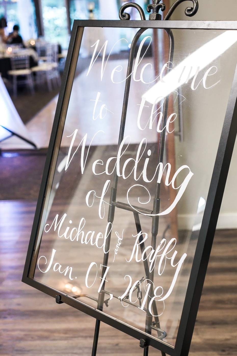 Clear welcome wedding sign