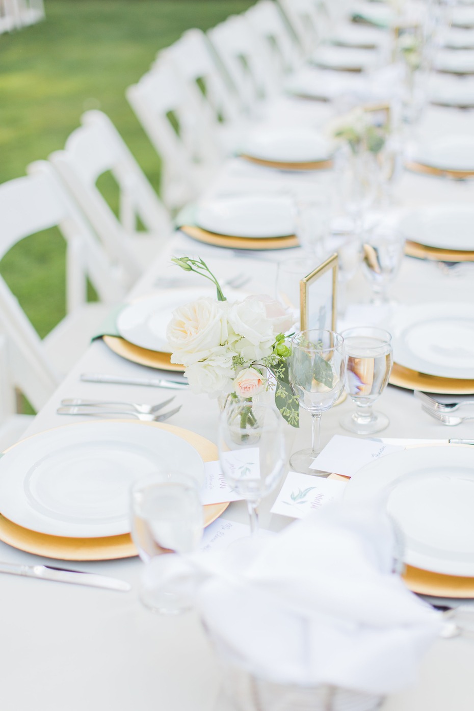 simple gold and white table decor