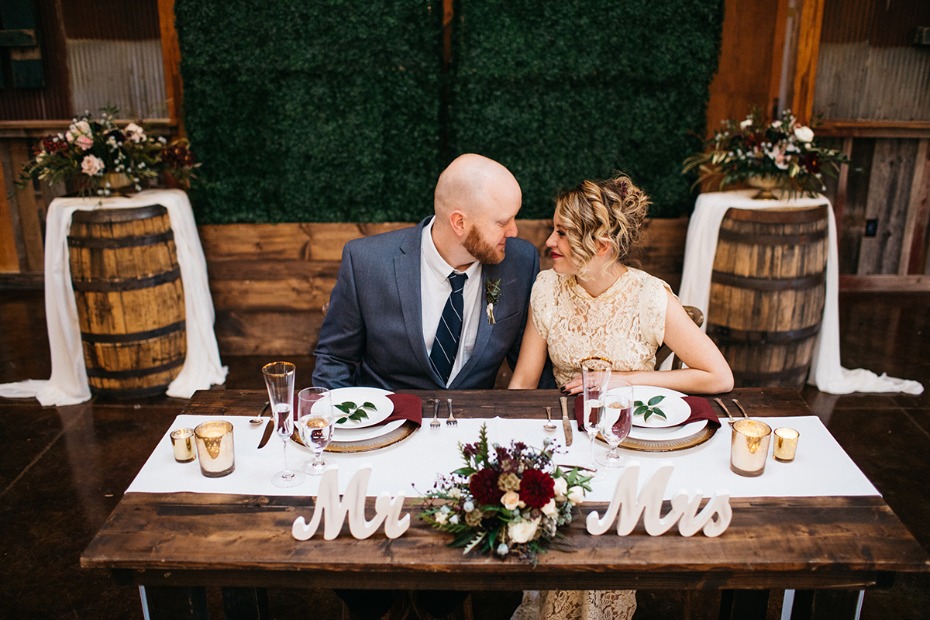 sweethearts table for your rustic chic barn wedding day