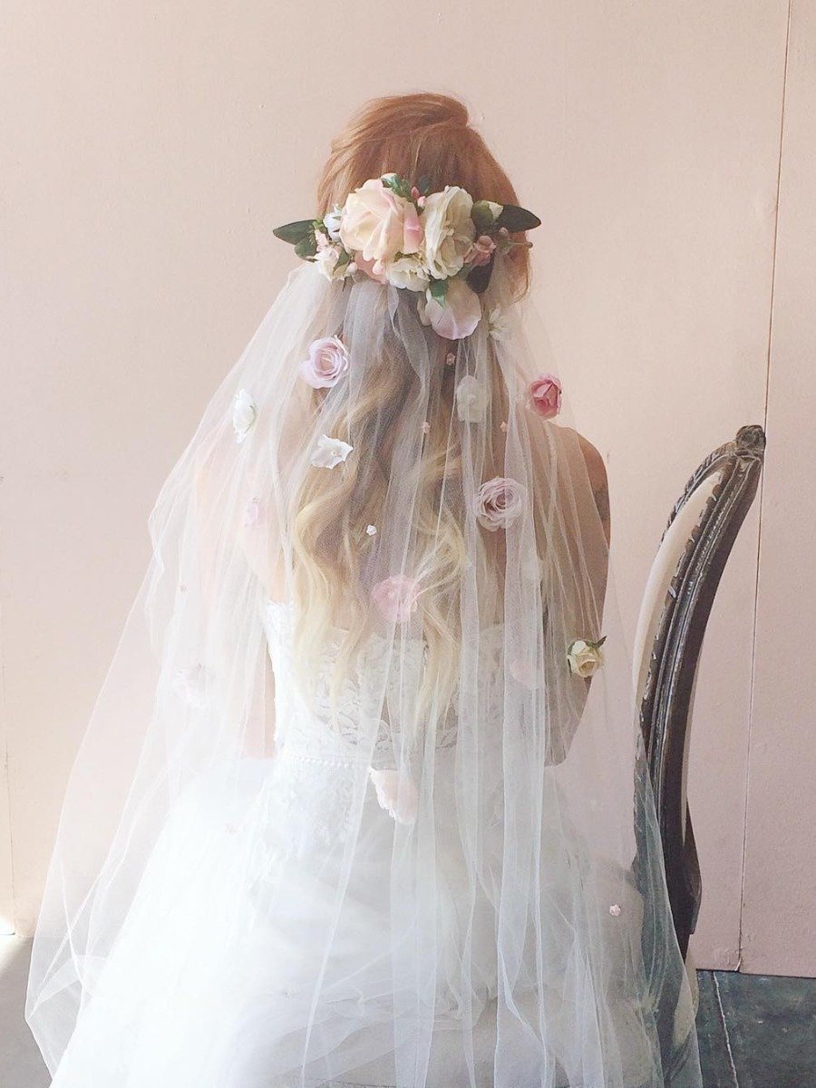 Statement Veils Are Going Viral This Year