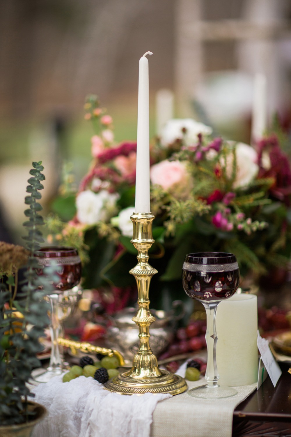 this-royal-boho-elopement-will-inspire