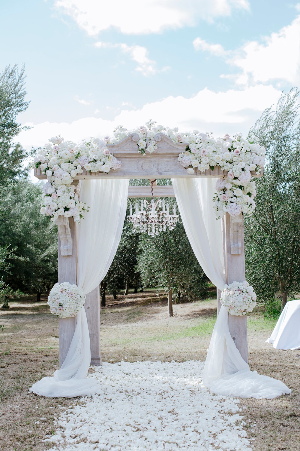 ultra-glam-blush-and-gold-wedding-in