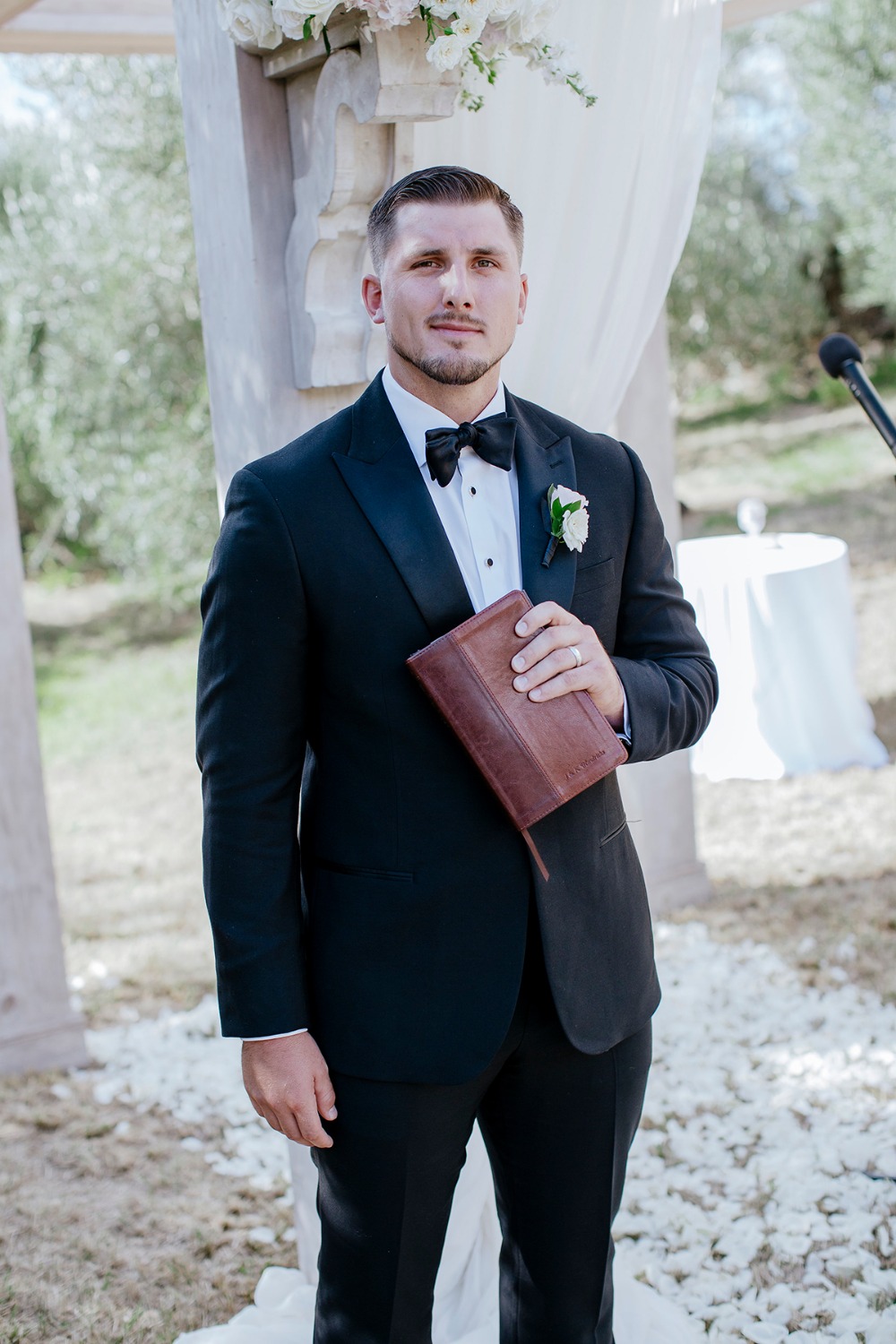 ultra-glam-blush-and-gold-wedding-in