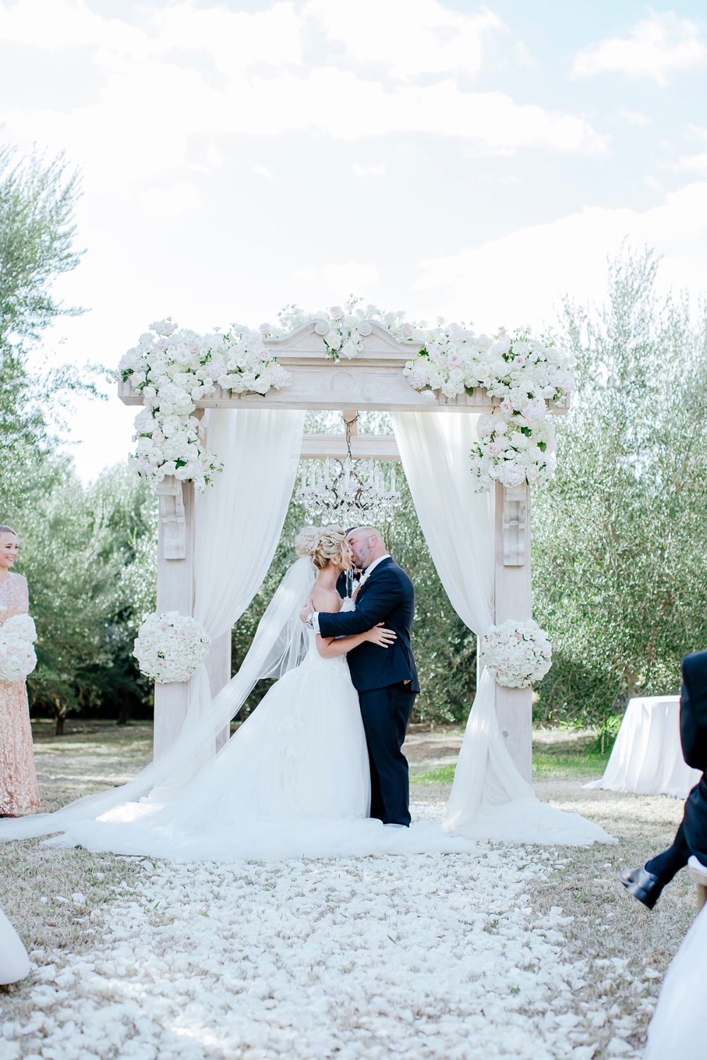 ultra-glam-blush-and-gold-wedding-in