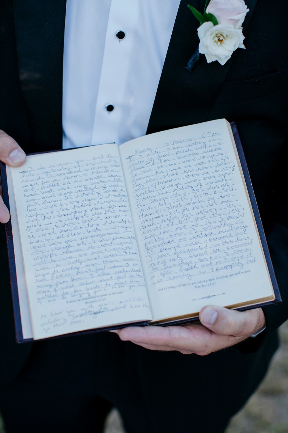 ultra-glam-blush-and-gold-wedding-in