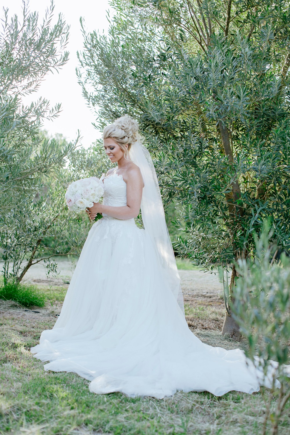 ultra-glam-blush-and-gold-wedding-in
