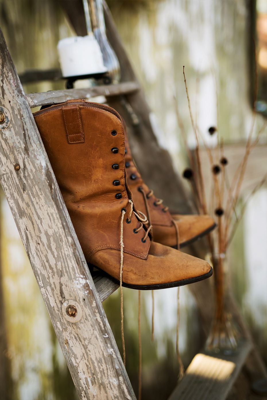 vintage boots for your wedding