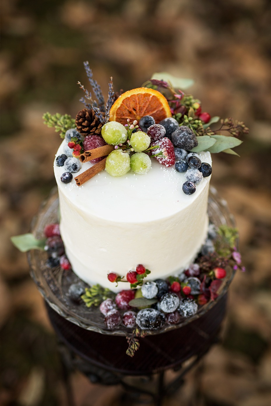 white vintage wedding cake