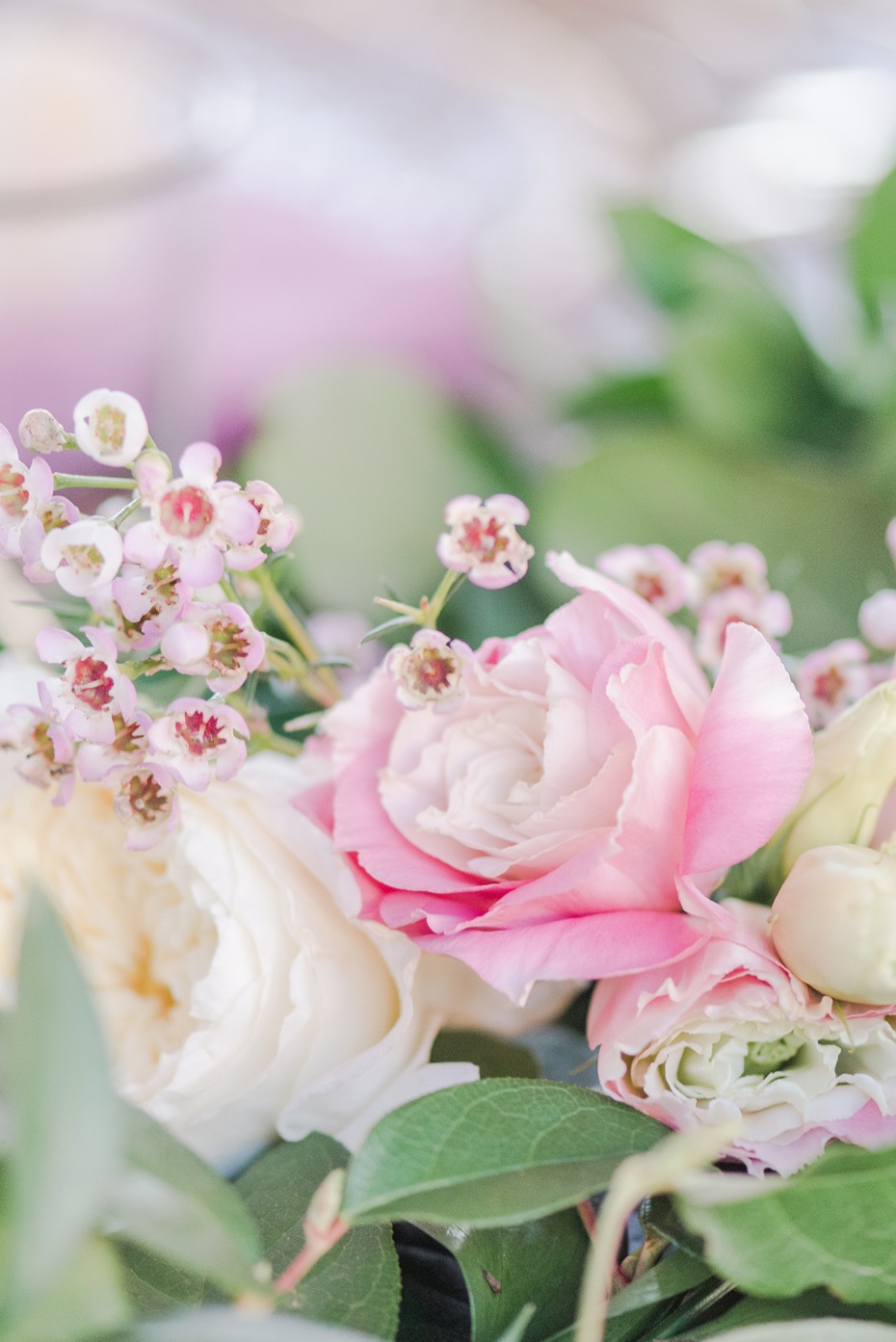 soft pink and ivory wedding flowers