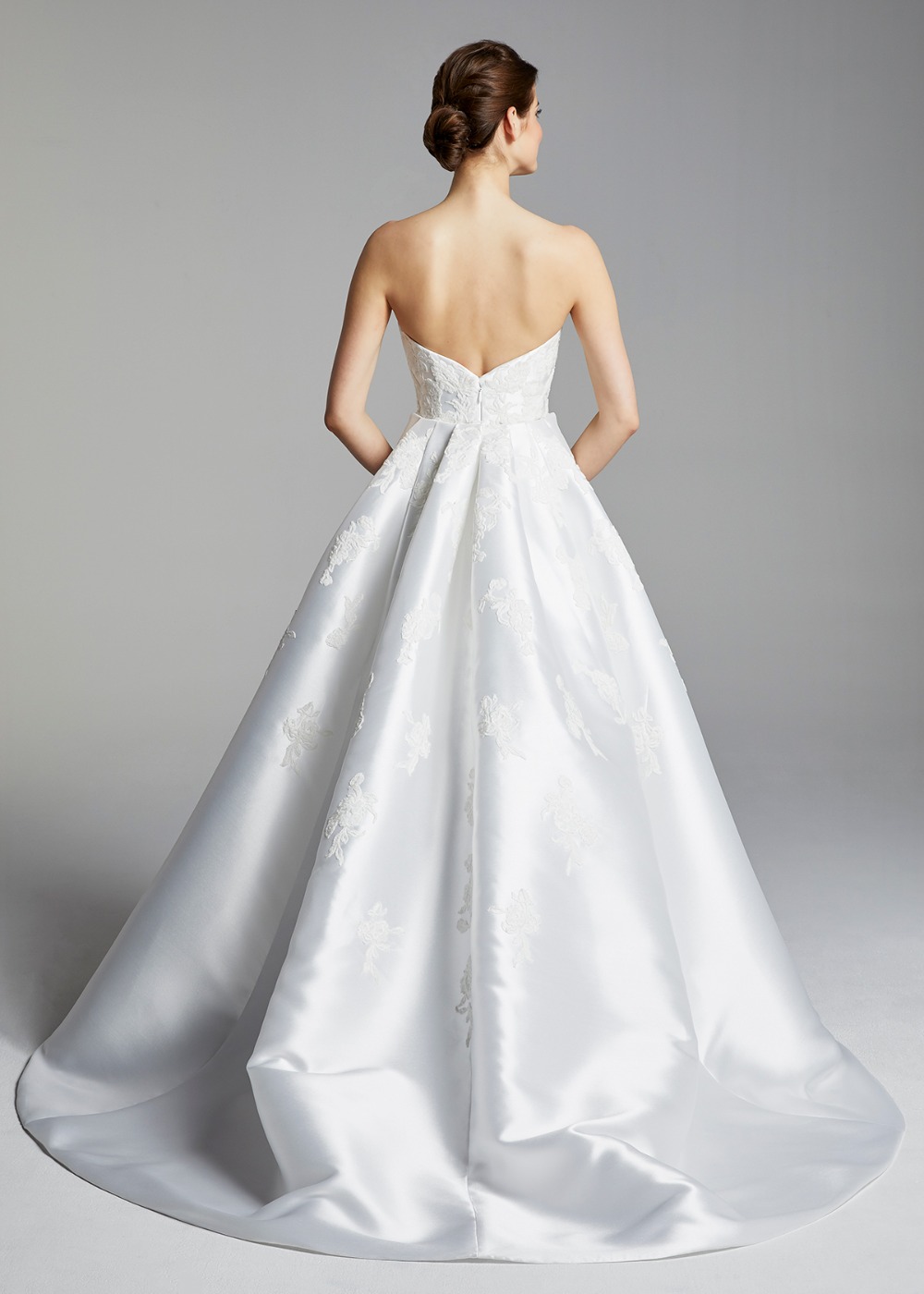 bw_bianca-overskirt_back
