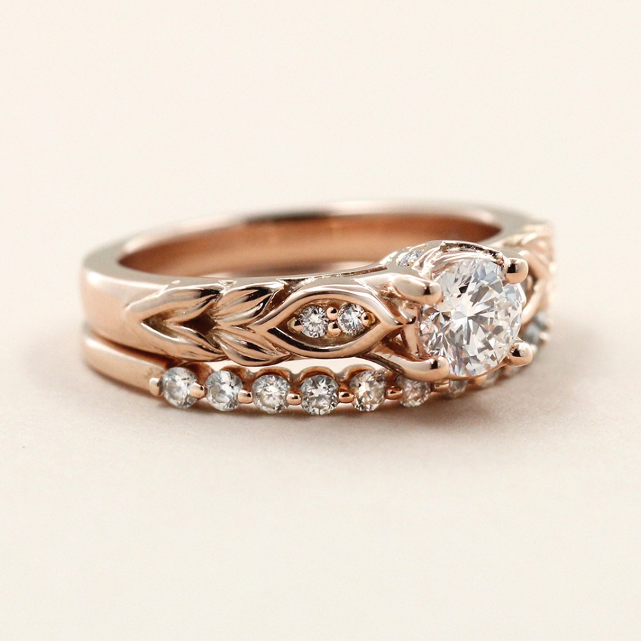 Stunning rose gold engagement ring set with floral band