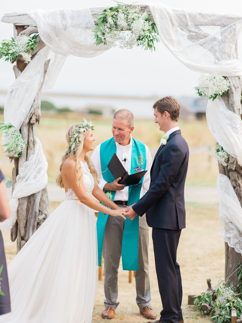 Natural farm wedding on Whidbey Island