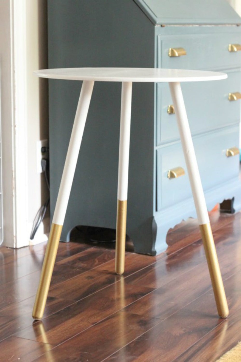 gold dipped table