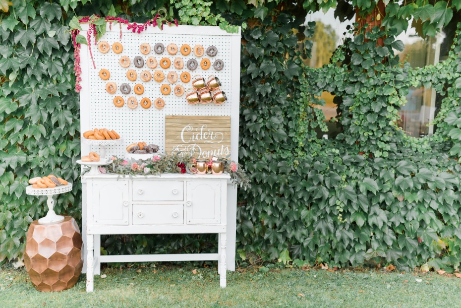 sweet donut and apple cider bar