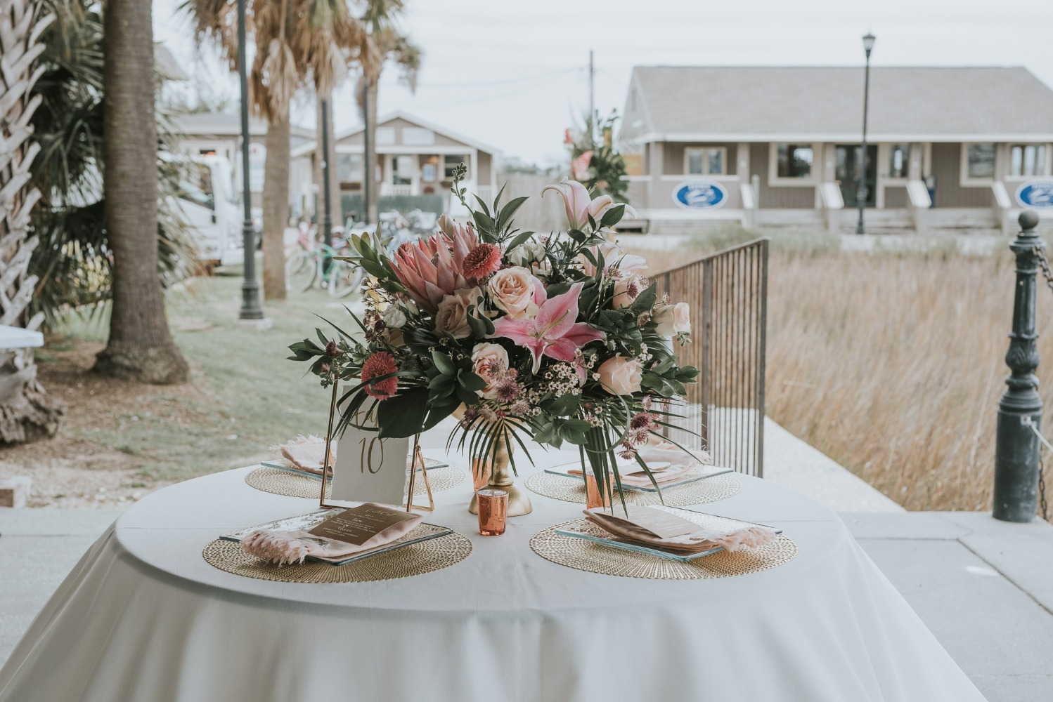 howtohaveamoderntropicalbohochicweddingday100
