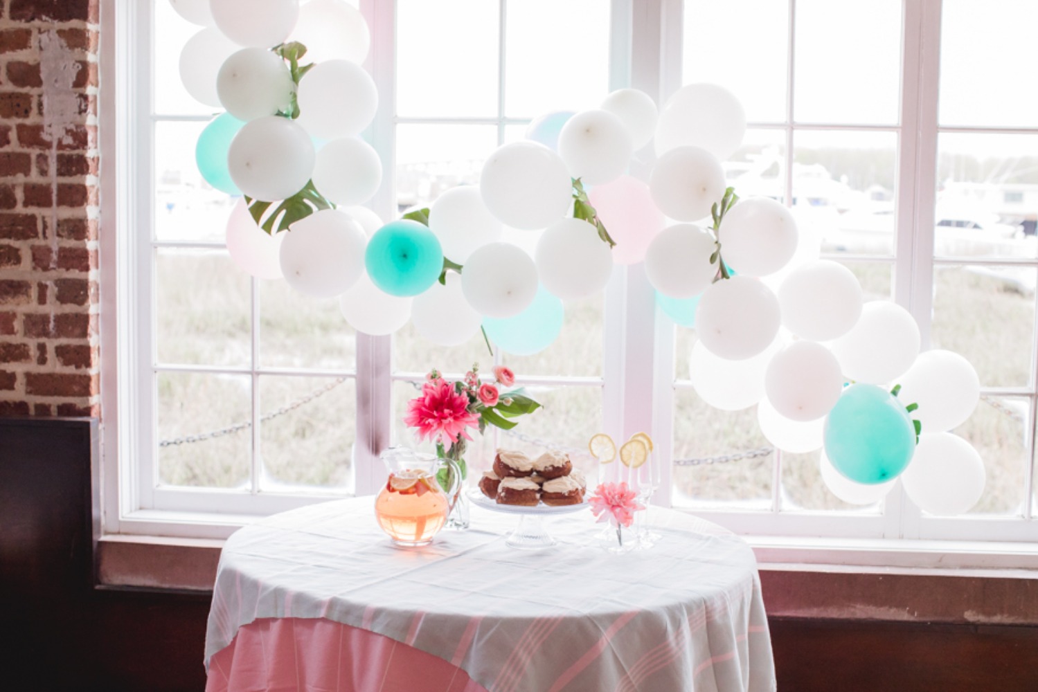 howtohaveamoderntropicalbohochicweddingday19