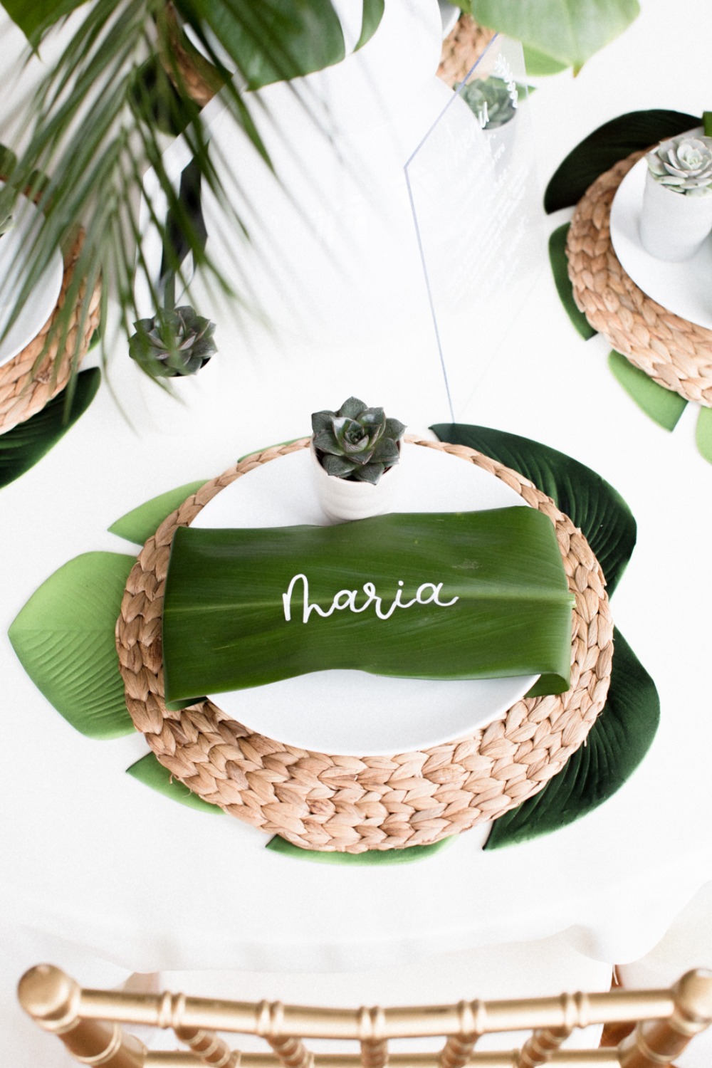 howtohaveamoderntropicalbohochicweddingday20