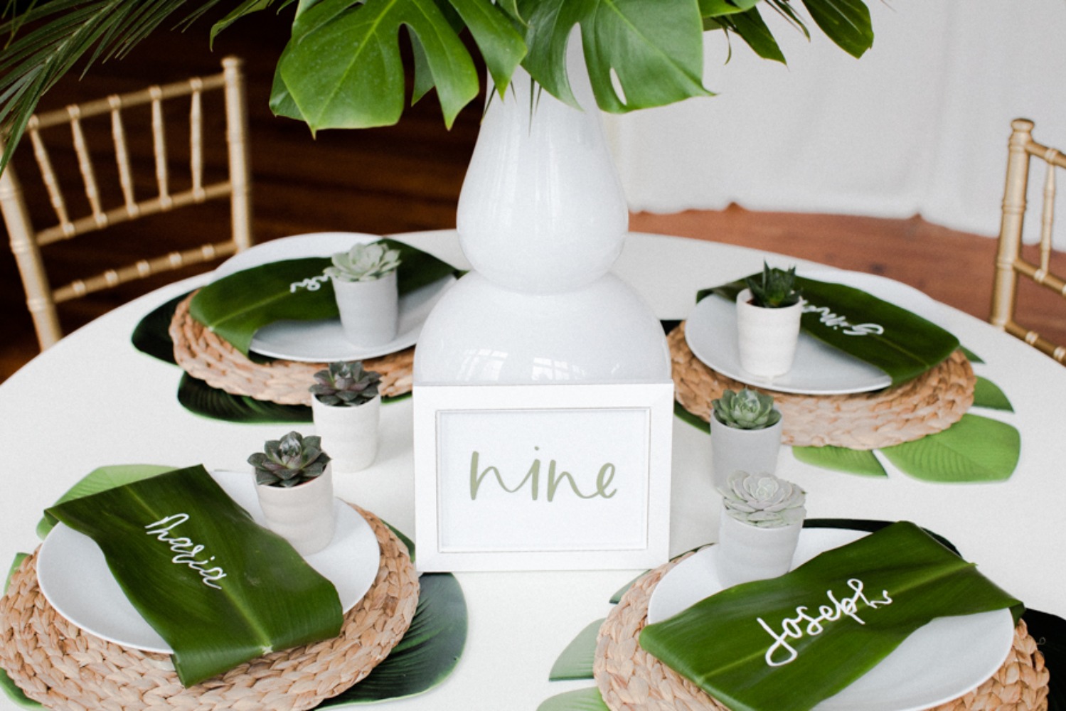 howtohaveamoderntropicalbohochicweddingday21