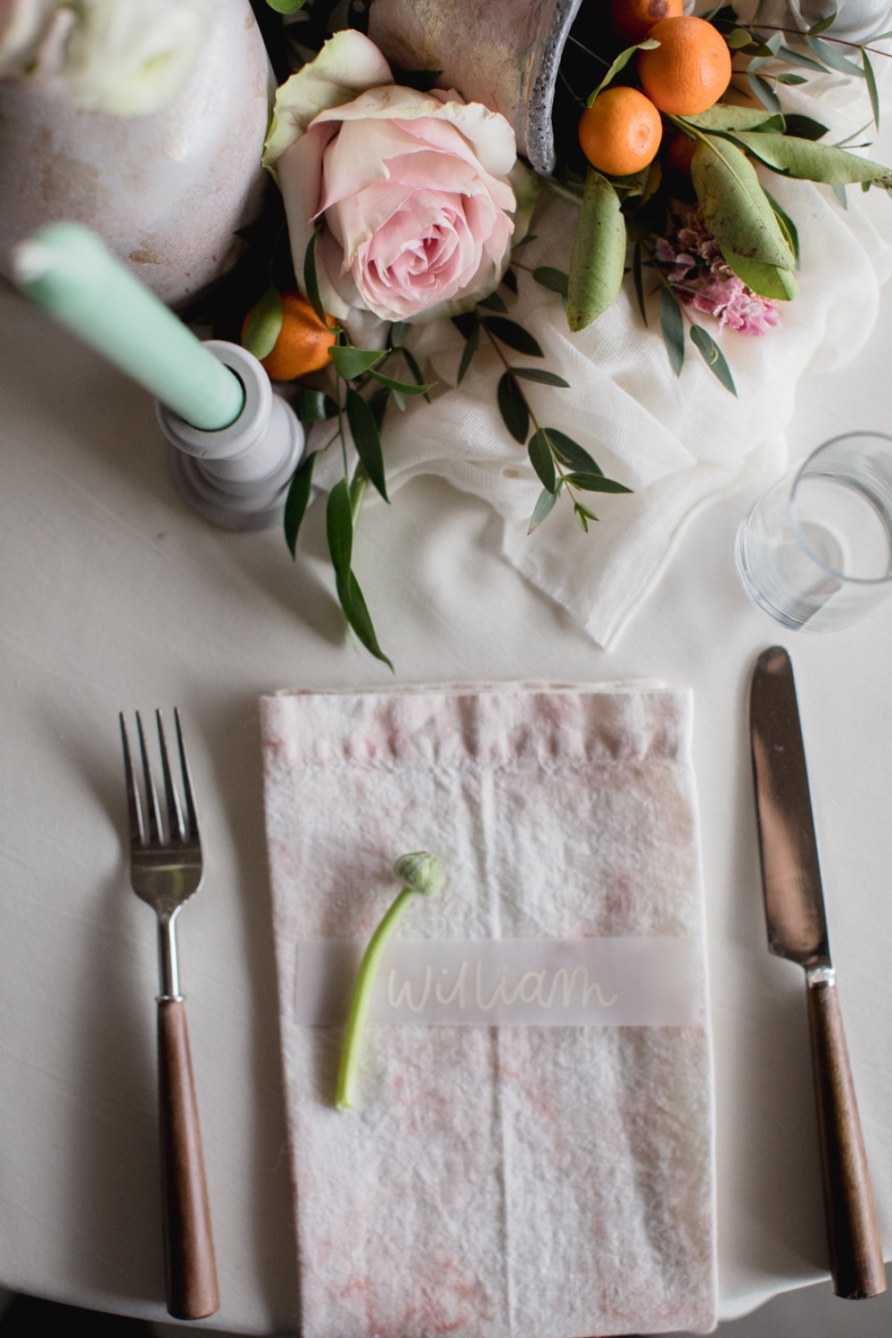 howtohaveamoderntropicalbohochicweddingday40