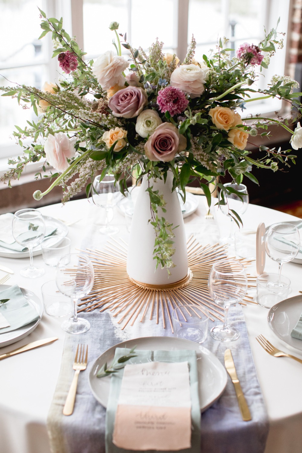howtohaveamoderntropicalbohochicweddingday42