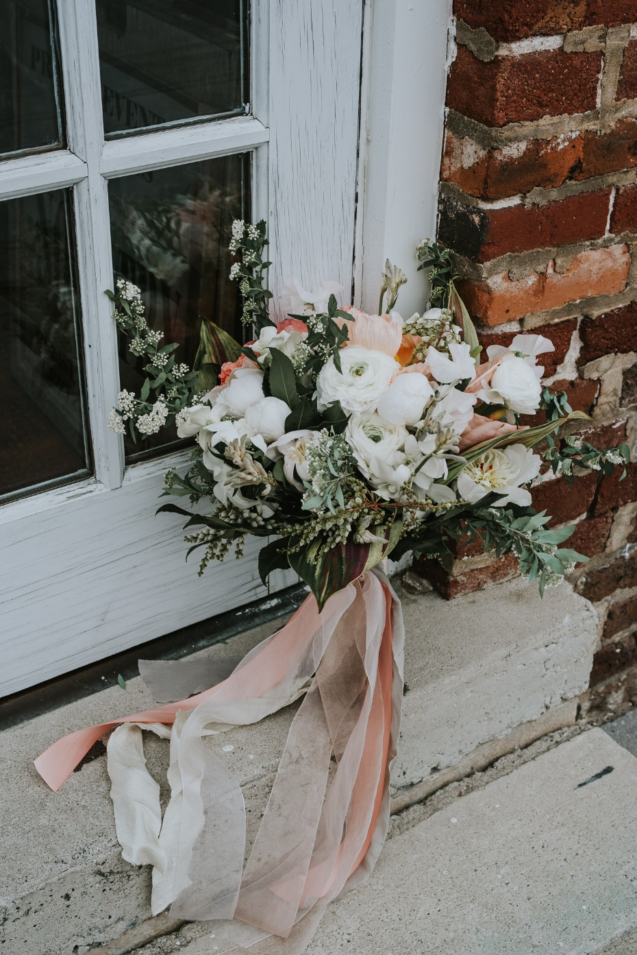 romantic wedding bouquet