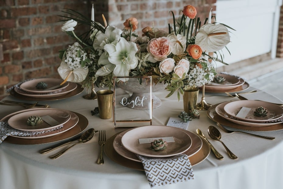 modern gold and blush wedding table