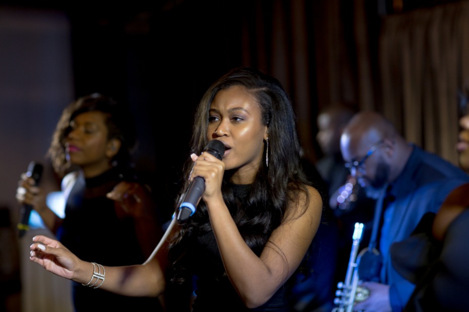 live wedding band