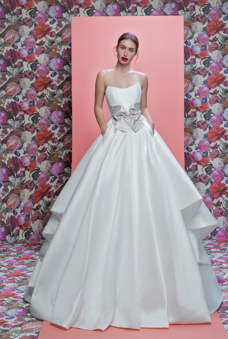 White ball gown with silver bow  The Imperia by #galialahav