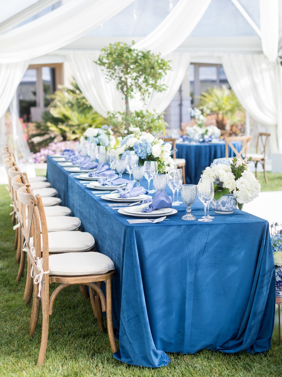 Regal shades of blue wedding ideas