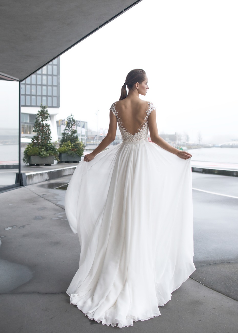 Shop the La Papillon Collection from Modeca