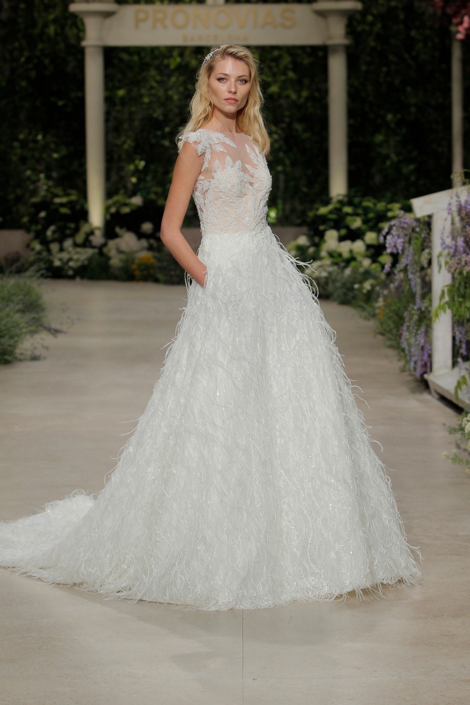 2019 Atelier Pronovias Collection Fashion Show